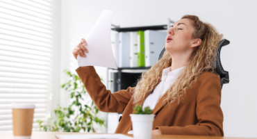 How to help employees endure high temperatures and maintain their productivity